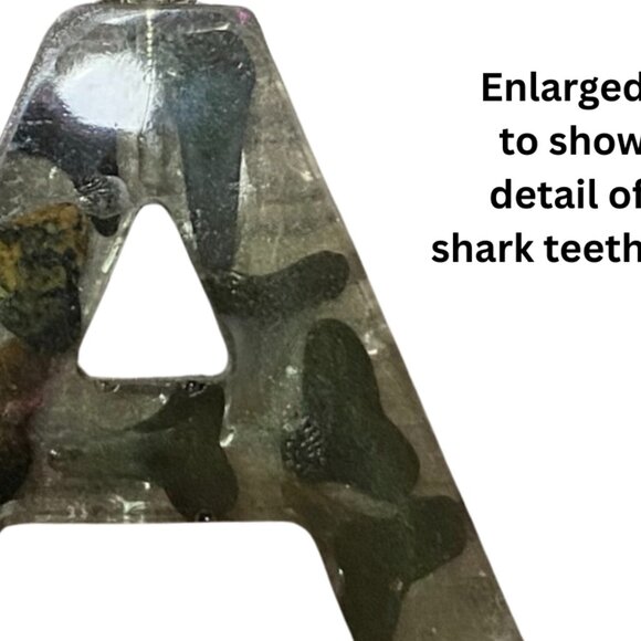 Handmade letter "A" keychain - Picture 4 of 5